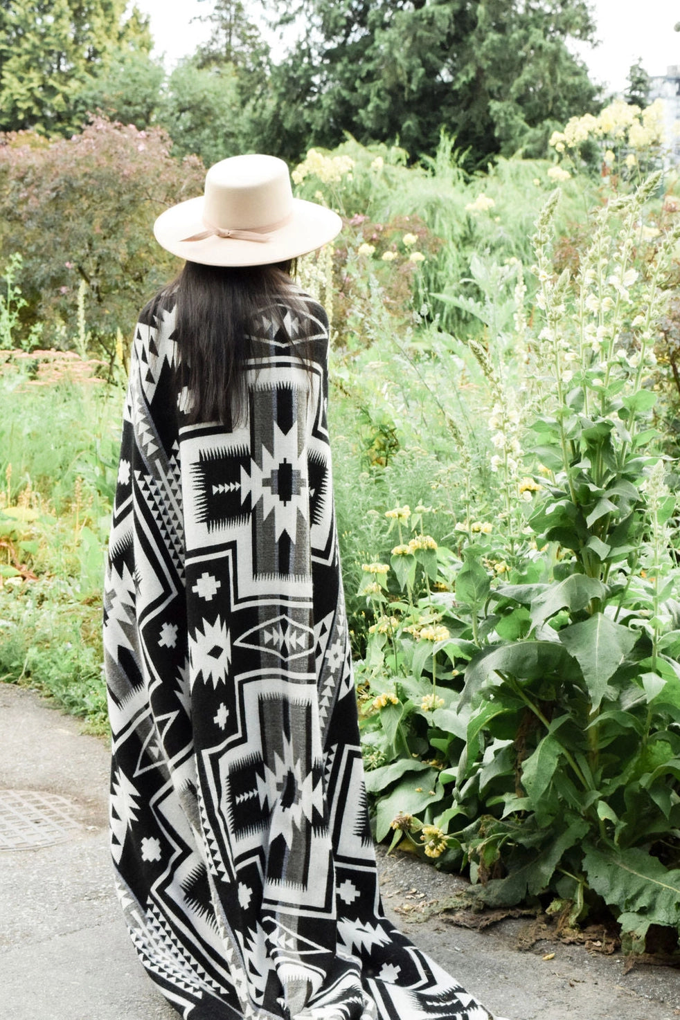 Wylde Brigade - Tulcan Reversible Blanket Throw